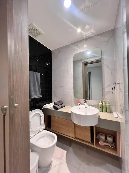 Luxury Condo In Zenity District 1 Ho Chi Minh 0*,
